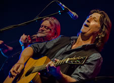 Live Review: Show of Hands @ Sale Waterside Theatre (26th April)